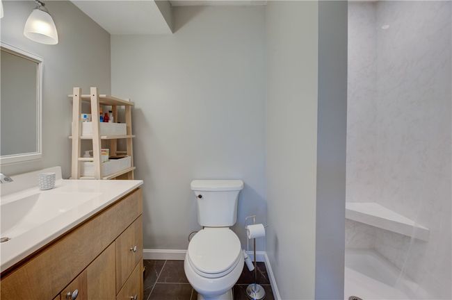 APT-4 - 3399 Post Rd, Condo with 2 bedrooms, 3 bathrooms and 4 parking in Warwick RI | Image 23