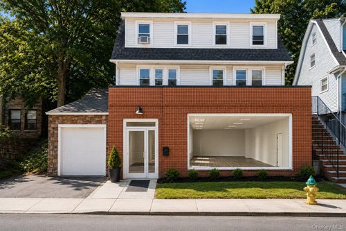 44 N Central Ave, Hartsdale, NY, 10530-2404 | Card Image