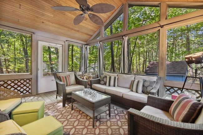 9366 E Locke Rd, House other with 2 bedrooms, 2 bathrooms and null parking in Union Pier MI | Image 19