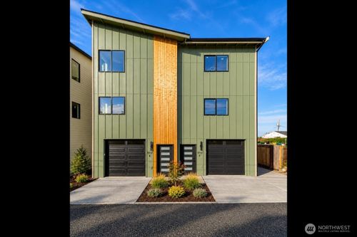 f-1717 S 17th St, Tacoma, WA, 98405-3235 | Card Image
