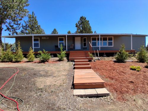 8525 Sw Crescent Pl, Terrebonne, OR, 97760-9090 | Card Image
