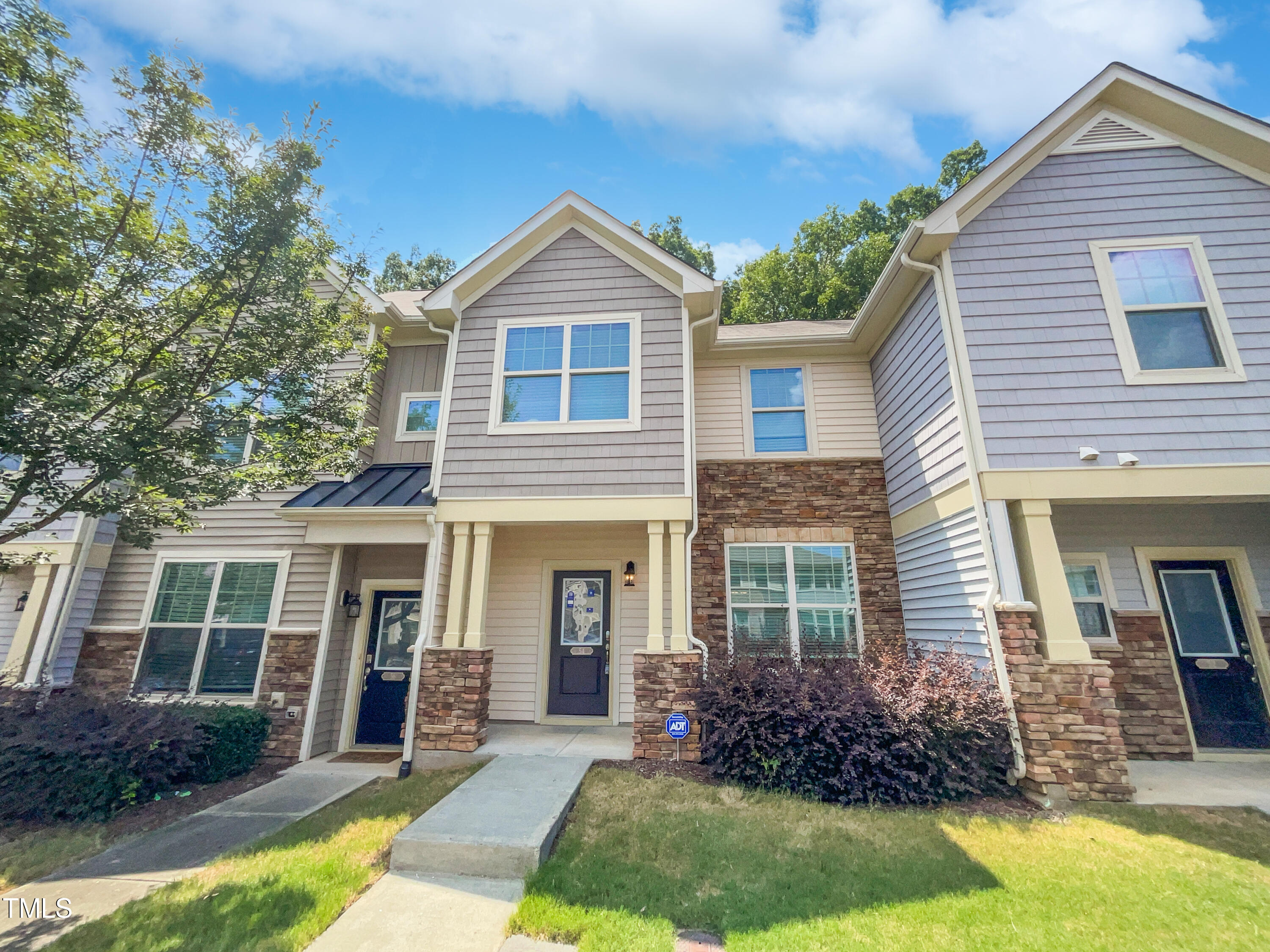 Pocono Dr, Durham, NC 27705