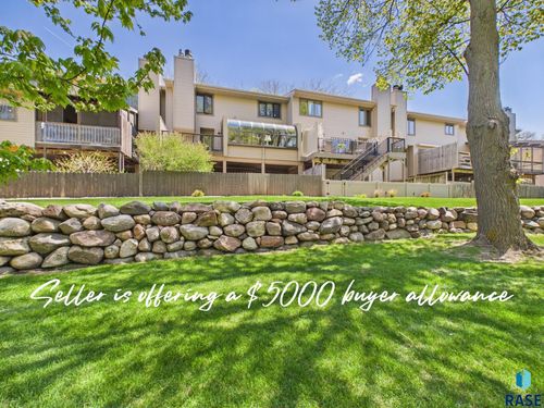 4307 S Townpark Pl, Sioux Falls, SD, 57105-7116 | Card Image