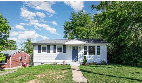 519 Washington Ct, Clarksville, TN, 37040-3763 | Card Image