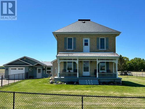 34481 Hendrick Rd, Dashwood, ON, N0M1N0 | Card Image