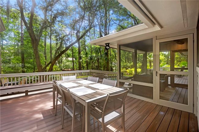 Outdoor dining | Image 15