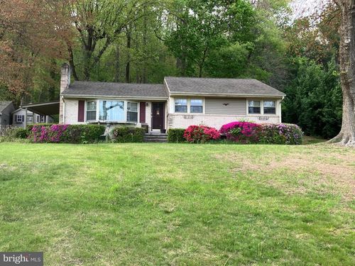 47 Keener Rd, Reinholds, PA, 17569-9102 | Card Image