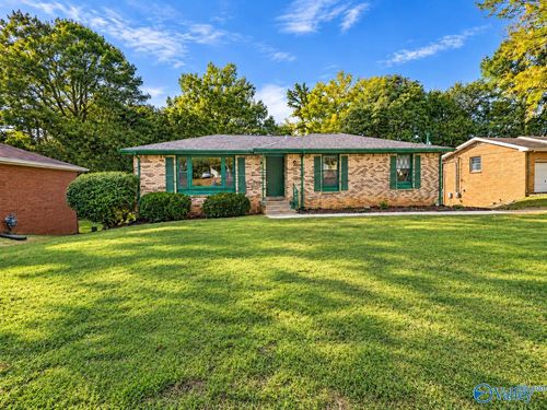 3313 Clifford Rd Nw, Huntsville, AL, 35810-2913 | Card Image