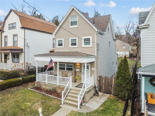 214 7th Street, Oakmont, PA, 15139 | Card Image