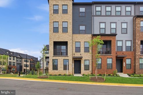 14421 Albemarle Point Pl, CHANTILLY, VA, 20151-1871 | Card Image
