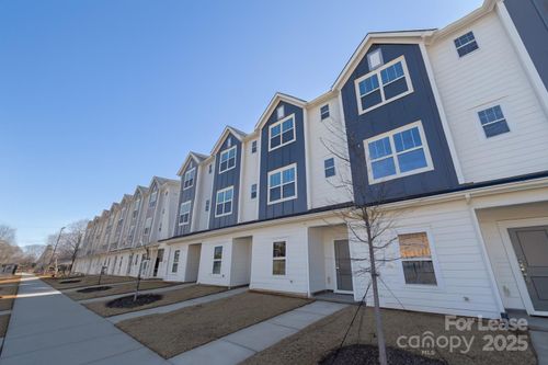 3932 Winterfield Pl, Charlotte, NC, 28205-5929 | Card Image