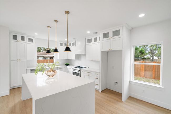 Designer light fixtures | Image 9