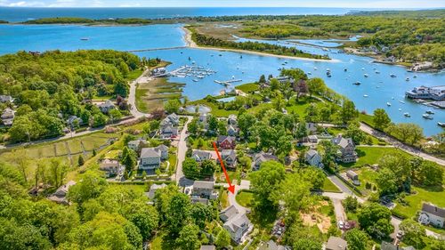 36 Stockbridge St, Cohasset, MA, 02025-1821 | Card Image