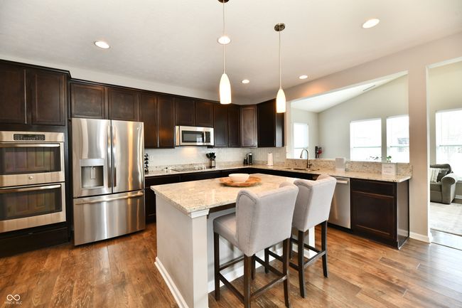 Center Island with Pendant Lighting | Image 11