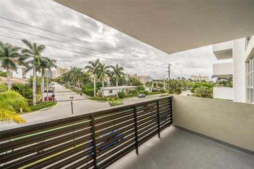 apt-308-9800 W Bay Harbor Dr, Bay Harbor Islands, FL, 33154-1564 | Card Image