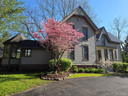 3801 Hollow Corners Rd, Dryden, MI, 48428-9727 | Card Image