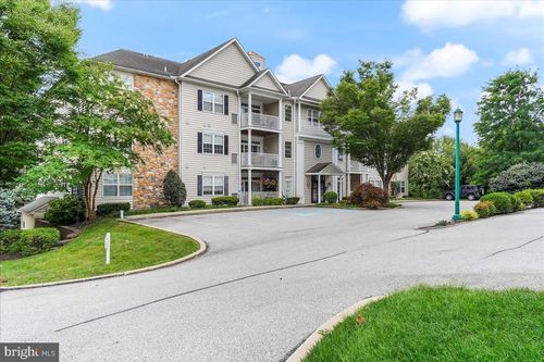 a-123 Victoria Gardens Dr, KENNETT SQUARE, PA, 19348-4121 | Card Image