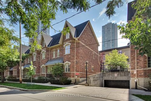 l1-21 Earl St, Toronto, ON, M4Y3C8 | Card Image