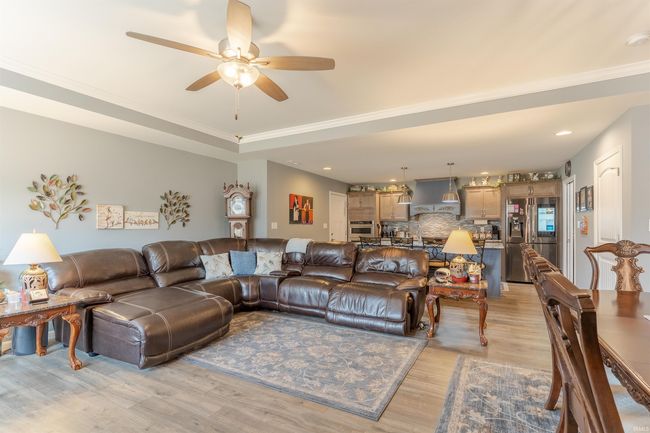 B - 5322 Dauby Dr, Condo with 3 bedrooms, 2 bathrooms and null parking in Evansville IN | Image 8