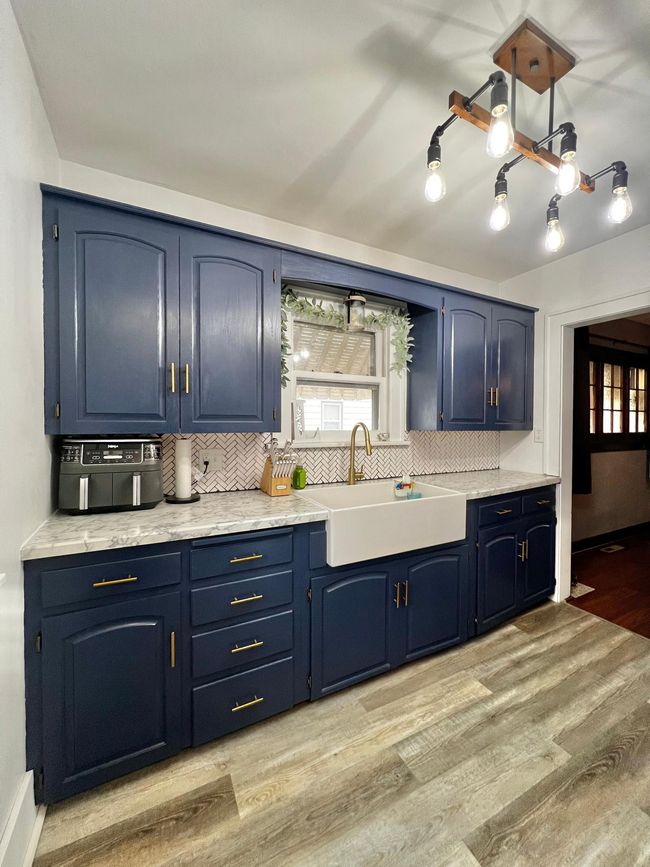 Love the stained Blue Cabinets with the Farmhouse Sink! | Image 11