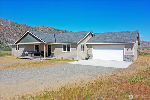 212 Hubbard Rd, Riverside, WA, 98849-9507 | Card Image