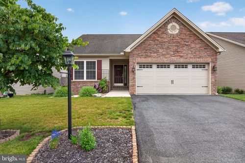 102 Drury Ln, Mechanicsburg, PA, 17050-5301 | Card Image