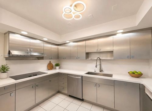 53-406 Saint Andrews Rd, Hollywood, FL, 33021-2915 | Card Image