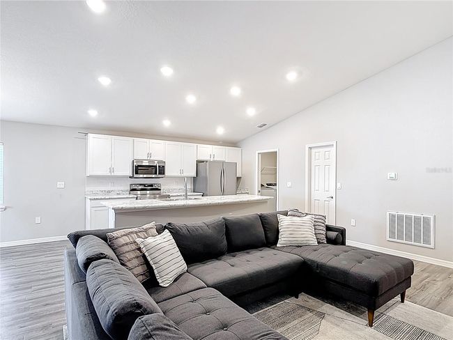 2005 Noble Dr, House other with 3 bedrooms, 2 bathrooms and null parking in DAVENPORT FL | Image 17