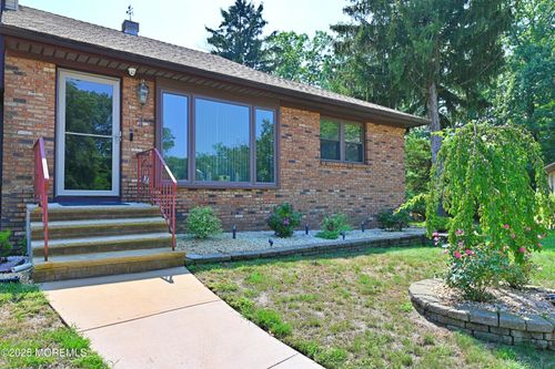 20 Pendleton Pl, Old Bridge, NJ, 08857-2846 | Card Image