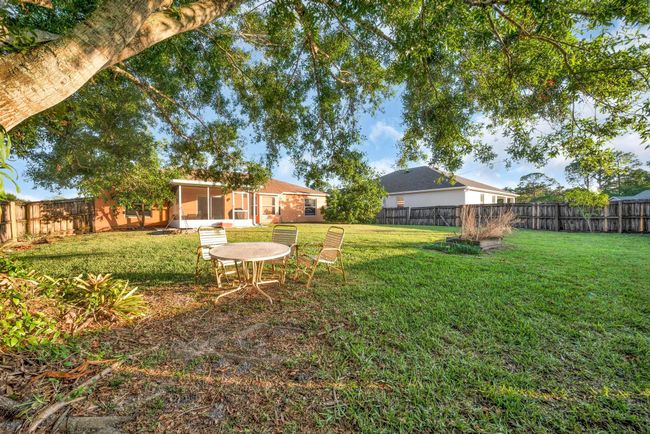 201 Nw Virgo Ct, House other with 3 bedrooms, 2 bathrooms and null parking in Port St. Lucie FL | Image 22