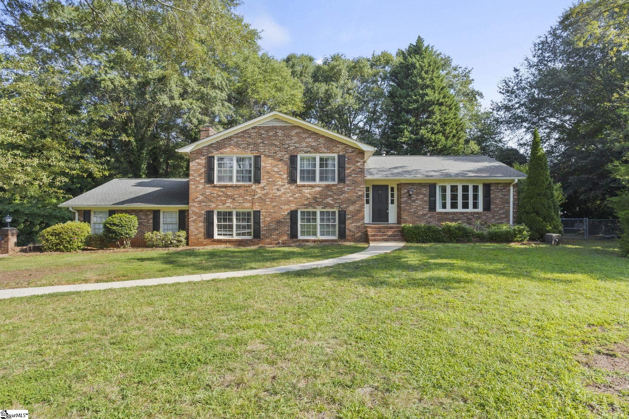 Caraway Ct, Greenville, SC 29615