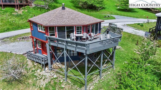 104 Longview Ct, House other with 2 bedrooms, 3 bathrooms and null parking in Seven Devils NC | Image 45