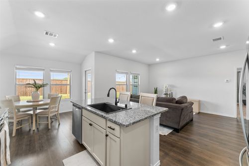 1322 Community Way, Josephine, TX, 75189-3817 | Card Image