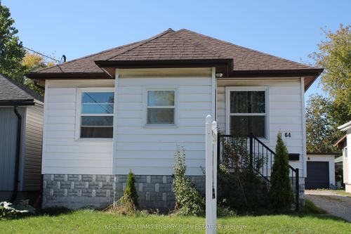64 Grenfell St, Oshawa, ON, L1J4W2 | Card Image