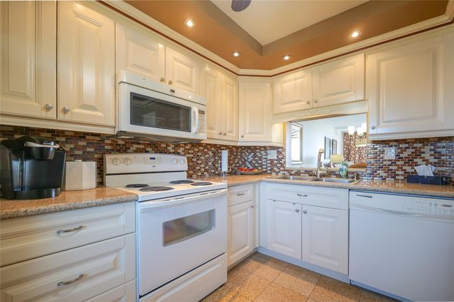 APT-807B - 3910 Inverrary Blvd, Condo with 2 bedrooms, 2 bathrooms and null parking in Lauderhill FL | Image 14