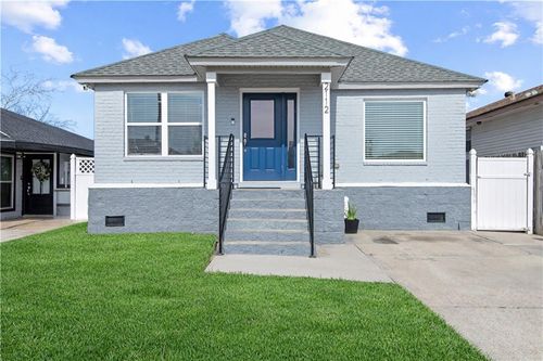 2112 Fernando Ct, Marrero, LA, 70072-4566 | Card Image