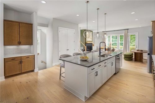 46-2700 Chestnut Willow Walk Se, Smyrna, GA, 30080-1177 | Card Image