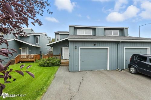 19-8631 Moss Ct, Anchorage, AK, 99504-2927 | Card Image