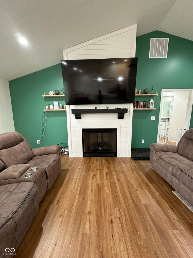 407 E Maple St, House other with 4 bedrooms, 2 bathrooms and null parking in Bainbridge IN | Image 13