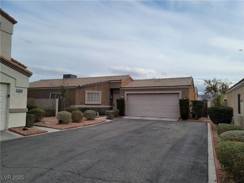 5228 Mineral Lake Dr, Las Vegas, NV, 89122-8354 | Card Image