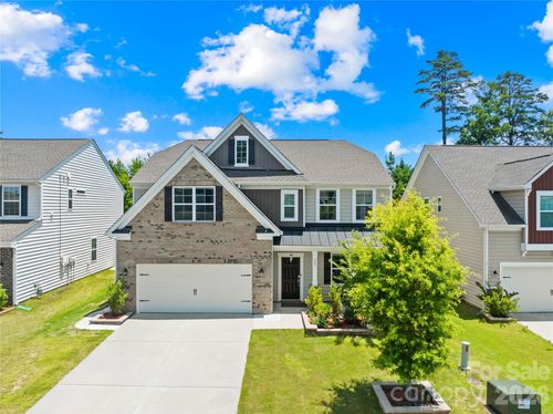 923 Wood Apple Ln, Fort Mill, SC, 29708-8276 | Card Image