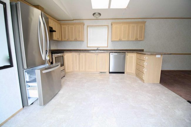 16 Dragonfly Crescent, House other with 3 bedrooms, 2 bathrooms and 2 parking in High Level AB | Image 6