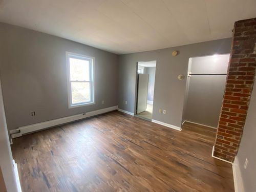 c-184 S Main St, Newport, NH, 03773-1848 | Card Image