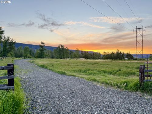 222 N Bear Creek Rd, Wallowa, OR, 97885-8514 | Card Image