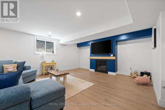 48 Deerview Dr, House other with 3 bedrooms, 3 bathrooms and 6 parking in Trenton ON | Image 22