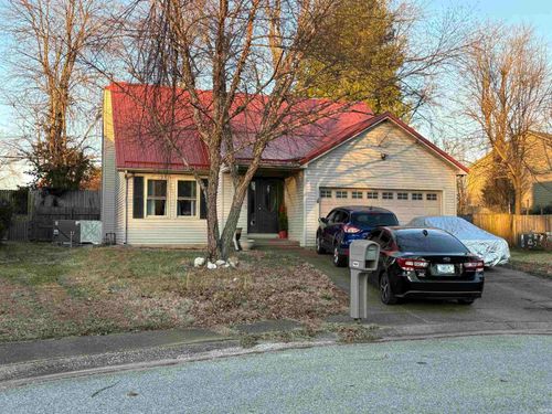 7970 Alexandra Ln, Newburgh, IN, 47630-2087 | Card Image