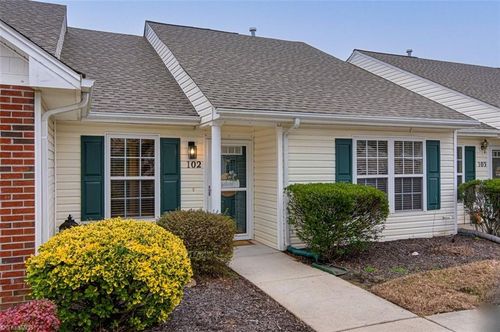 102 Bowen Lake Dr, Kernersville, NC, 27284-6102 | Card Image