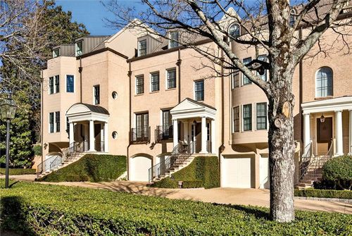 7-92 Old Ivy Rd Ne, Atlanta, GA, 30342-4530 | Card Image