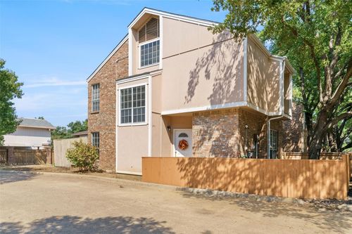 2411 Northlake Ct, Irving, TX, 75038-5645 | Card Image