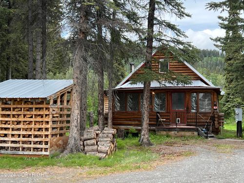 000 Tok Cutoff Hwy, Gakona, AK, 99586 | Card Image